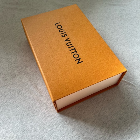 Louis Vuitton box 10.5x7x3 - Picture 3 of 7